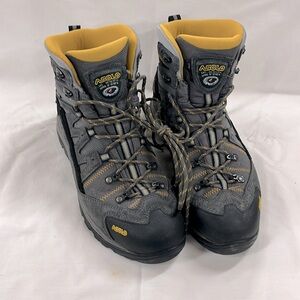 Asolo Men’s Hikers. Size USA 10, EUR 43-2/3.